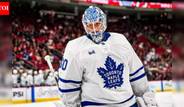 NHL Joseph Woll Injury Update: Toronto Maple Leafs goaltender exits game against Carolina Hurricanes | NHL News