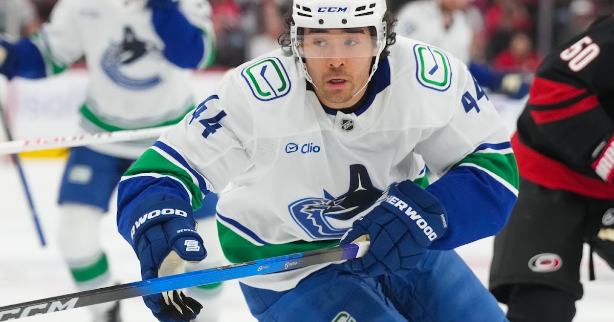 Flyers Turn Down Canucks Trade Offer