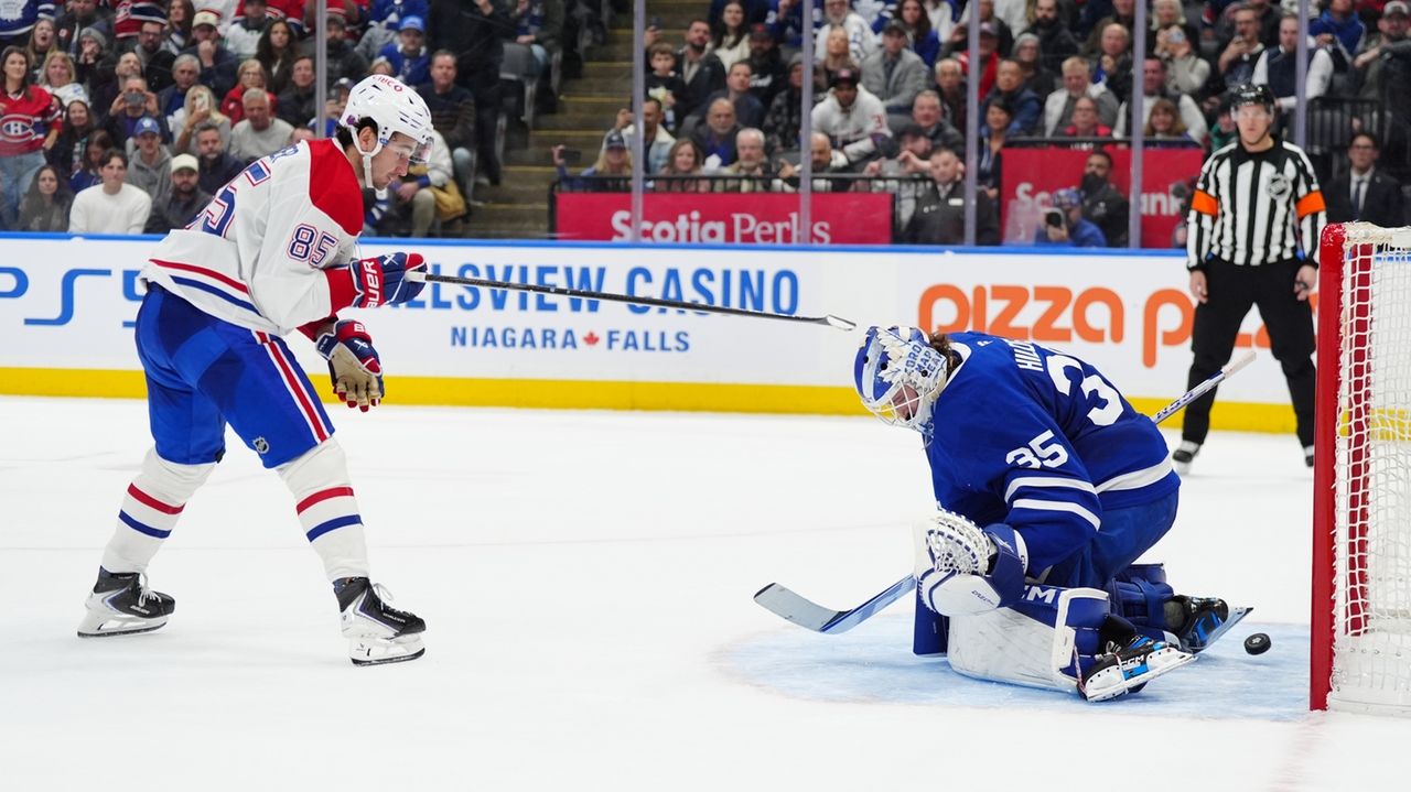 Cole Caufield scores in regulation and shootout in Canadiens' 2-1 win over Maple Leafs