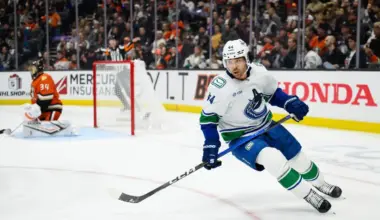 Rick Tocchet and the Philadelphia Flyers reject trade offer from the Vancouver Canucks for Kiefer S