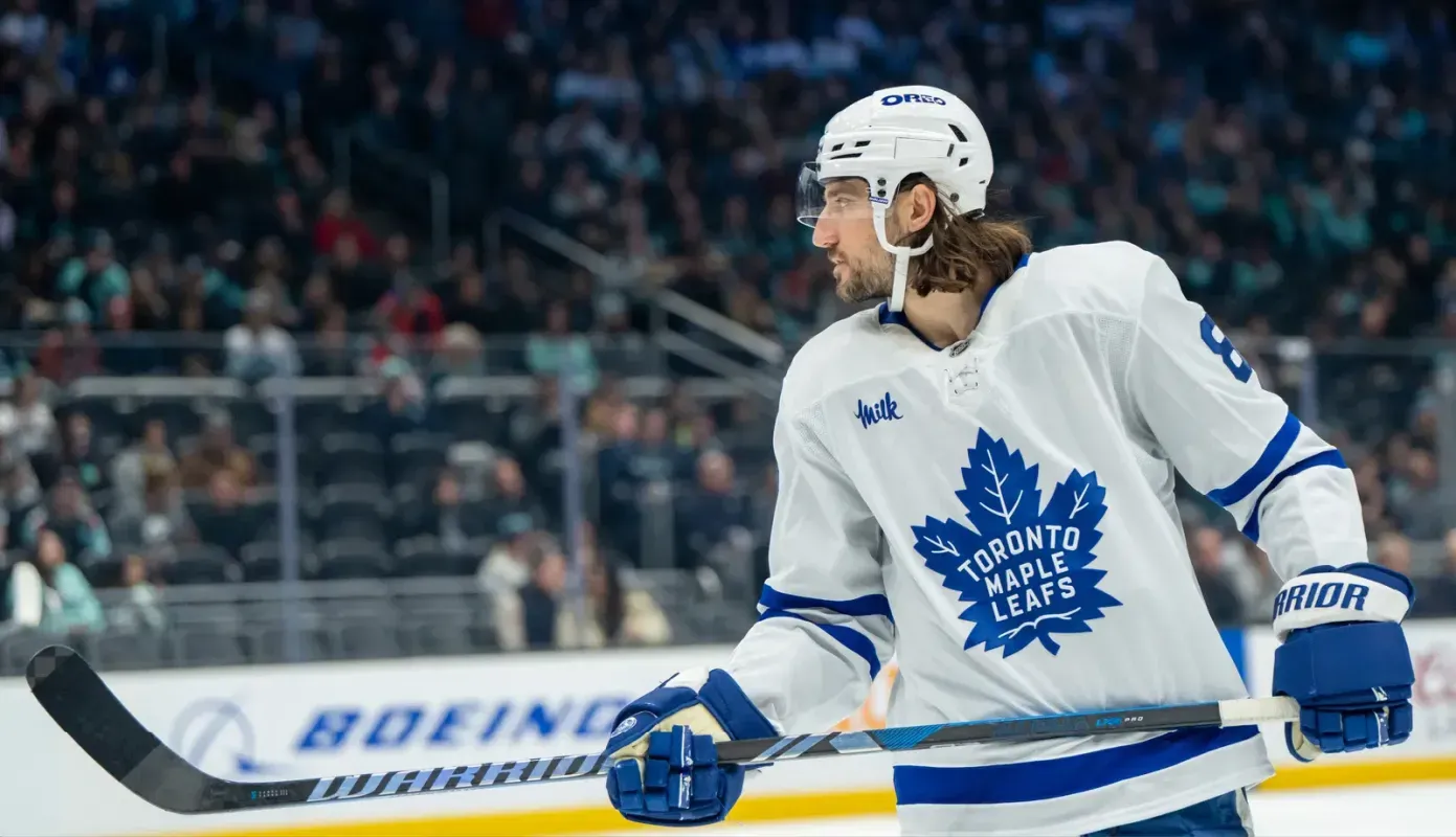 Craig Berube provides latest update on Chris Tanev after scary collision