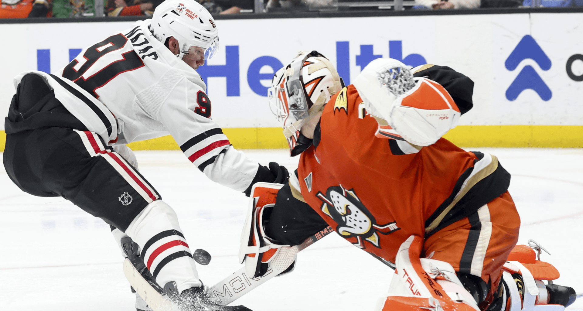 RECAP: Blackhawks trounced 7-1 by Ducks