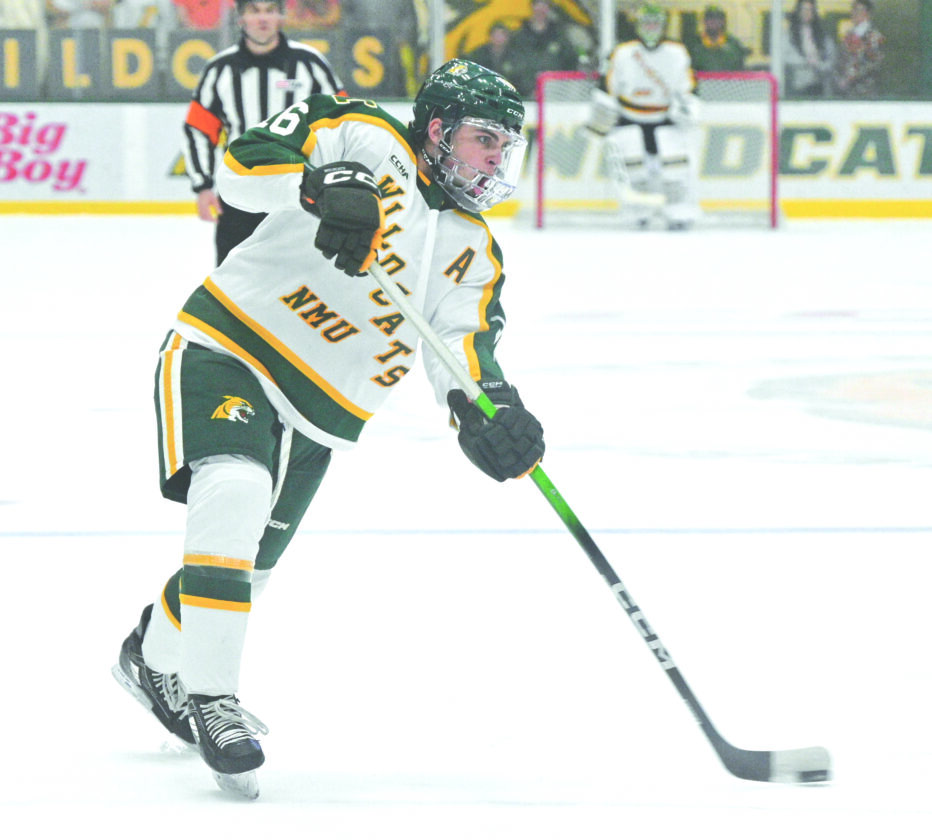 Firepower on ice rewarded: NMU hockey’s top scorer Gault nets CCHA weekly award | News, Sports, Jobs