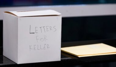 250+ Mammoth fans unite to support Clayton Keller after father’s death – Deseret News