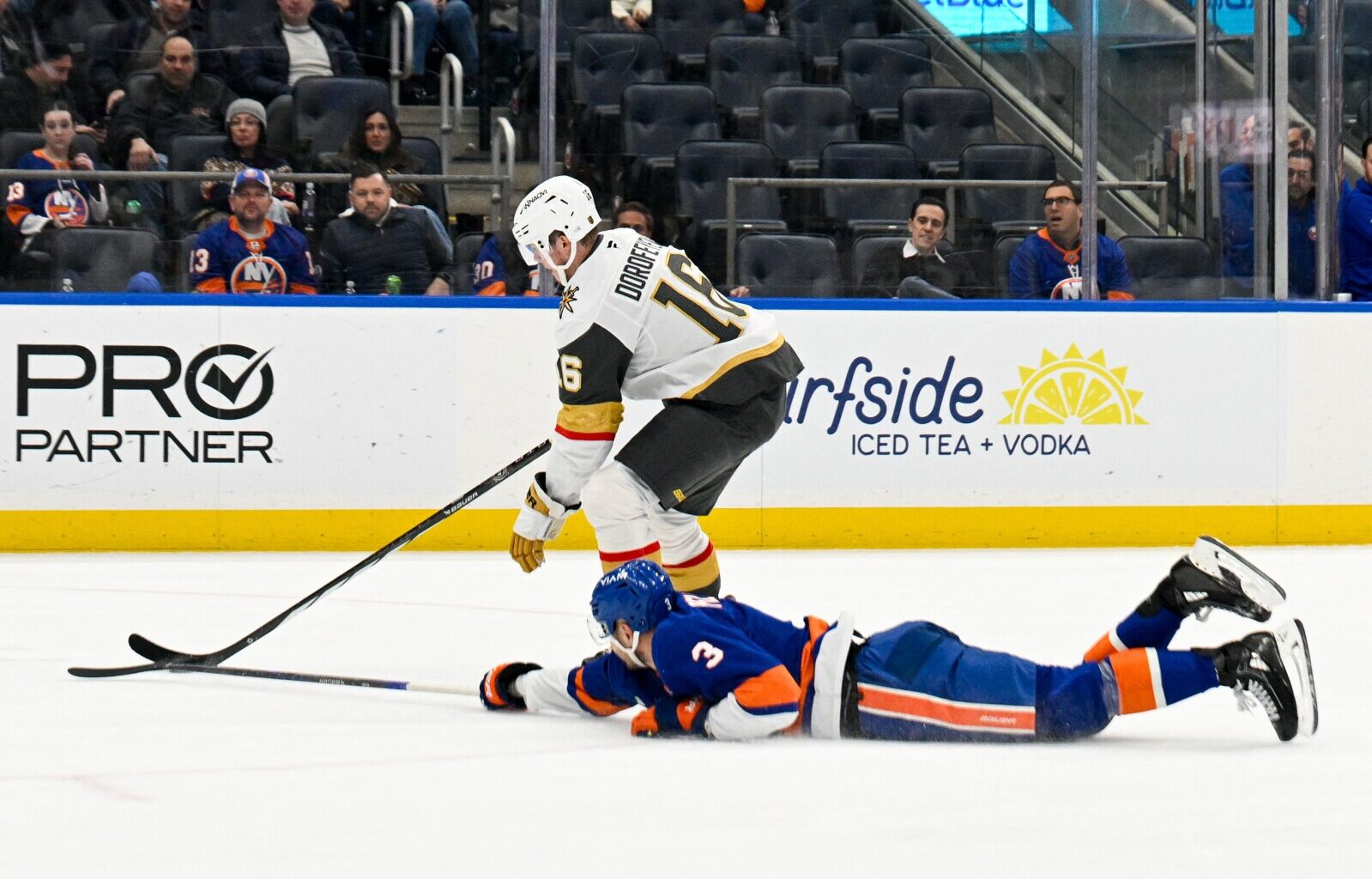 Emil Heineman lifts Islanders over Golden Knights in shootout - The Rink Live