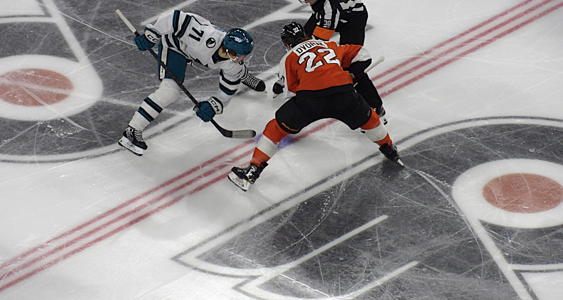 Vladar shines as Flyers avoid shark bite ► FLYERS NITTY GRITTY