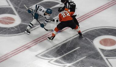 Vladar shines as Flyers avoid shark bite ► FLYERS NITTY GRITTY