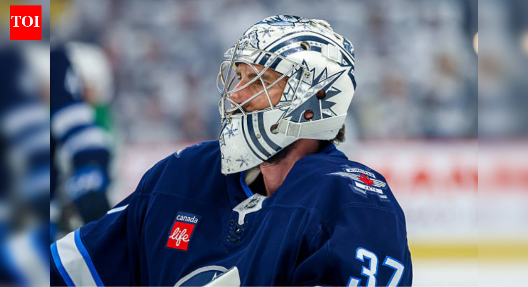 NHL Player Status: Connor Hellebuyck seen for the first time with the Winnipeg Jets after knee surgery | NHL News