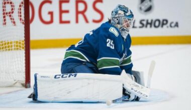 Canucks get boost between the pipes for Sabres matchup