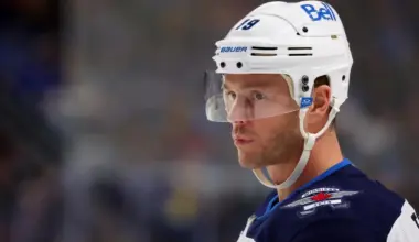 Maple Leafs clearly dodged a bullet with Jonathan Toews' deal in Winnipeg