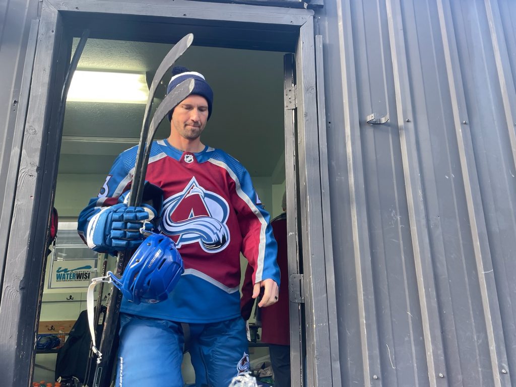 Hockey legends flock to Roaring Fork Valley for third annual NHL Alumni Outdoor Classic