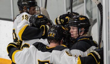 Svensson Scores Game-Winner as Men’s Hockey Wins Overtime Barnburner 6-5 over Concordia Wisconsin