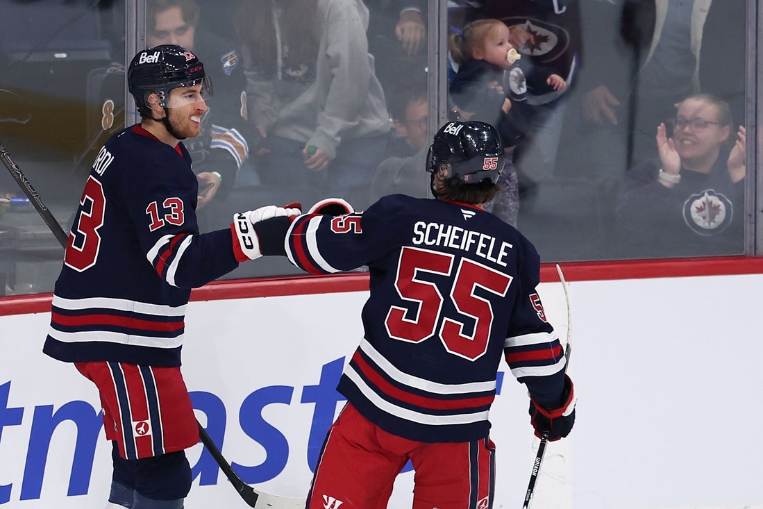 Finally healthy, Jets seek to start win streak as Senators visit