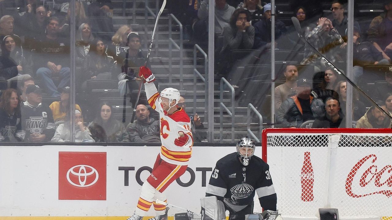 Morgan Frost scores in OT to lift the Flames past the Kings, 2-1