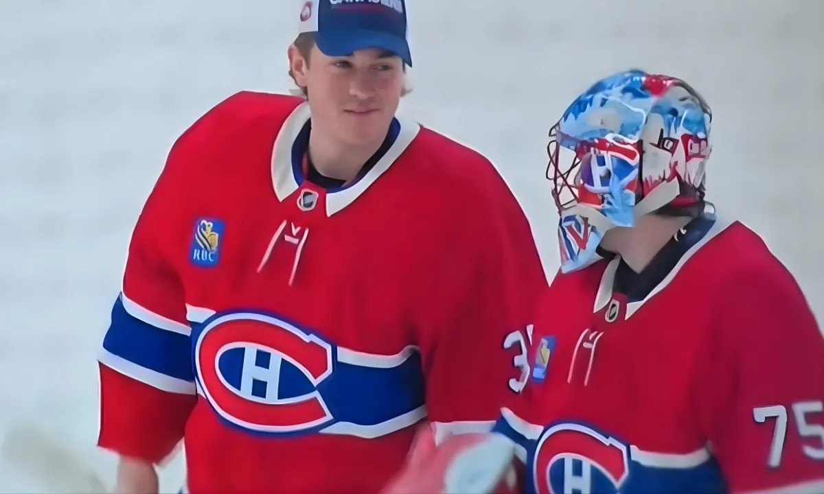 Samuel Montembeault makes a big on-ice gesture toward Jakub Dobes after Canadiens' win over the Oile