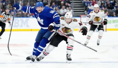 Matthews and Joshua score 8 seconds apart to help Leafs rally past Blackhawks 3-2