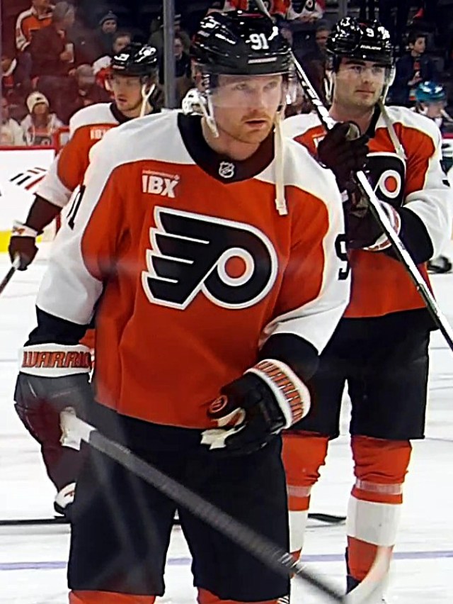 Flyer Carl Grundstrom Flyers beat Habs in Montreal