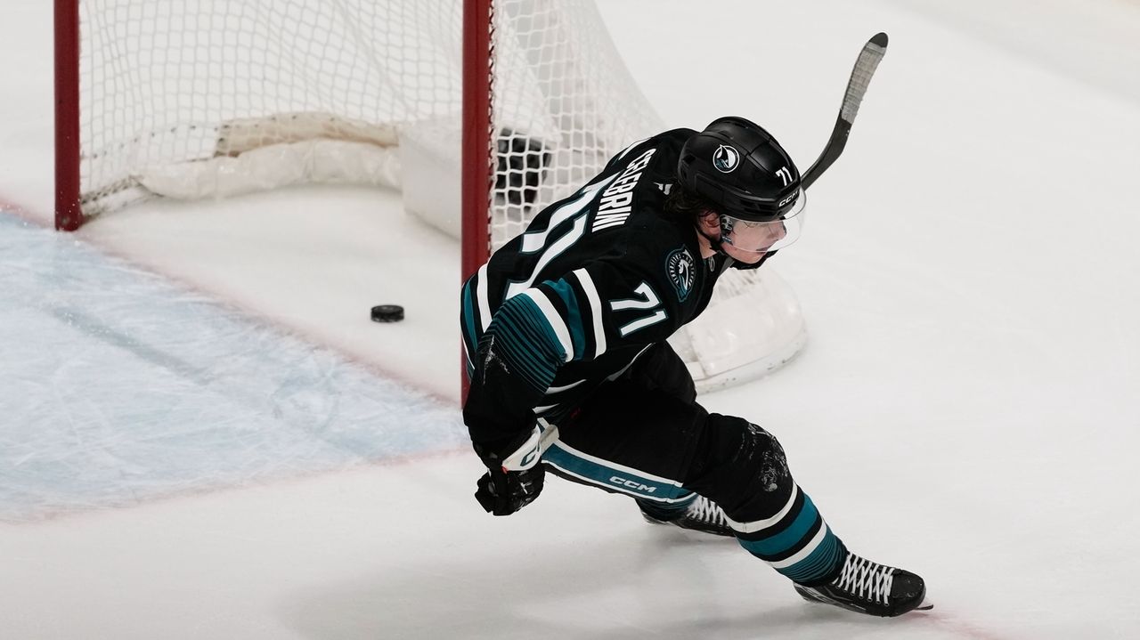 Celebrini's spin-o-rama goal helps him become fastest Sharks player to 50 points