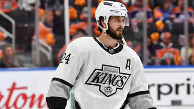 $33 Million LA Kings star at center of NHL trade rumors, agent speaks out publicly