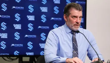 Seattle Kraken have dropped nine of ten, shifting focus toward the coach who came from the Leafs ben