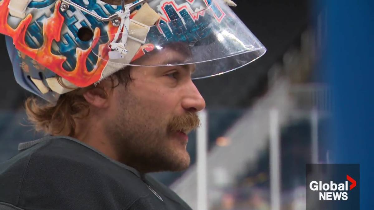 Click to play video: 'Edmonton Oilers fans react to goaltender Stuart Skinner being traded'