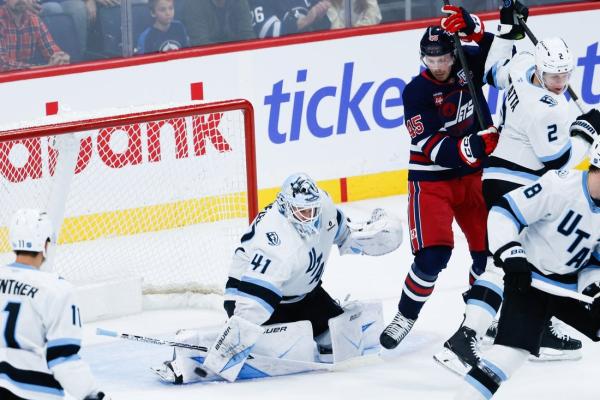 Mammoth, Jets finding points hard to come by