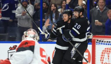 Jake Guentzel’s two late goals lock up Lightning’s home win over Hurricanes