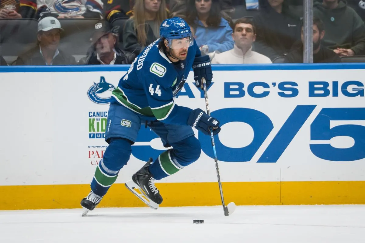Trade proposal emerges sending Vancouver Canucks' Kiefer Sherwood to Eastern Conference team