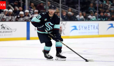 NHL injury update: Seattle Kraken lose Vince Dunn after being hit by Anaheim Ducks' Ross Johnston | NHL News