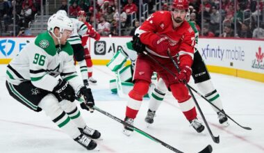 Larkin gets tying goal late in 3rd and winner in OT as Red Wings beat Stars 4-3 for 3rd straight win