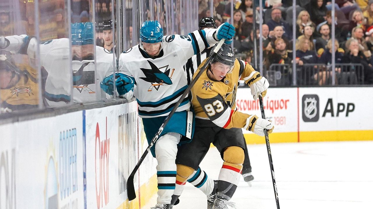 Marner scores 2 as Golden Knights get 5 in 1st period and beat Sharks 7-2