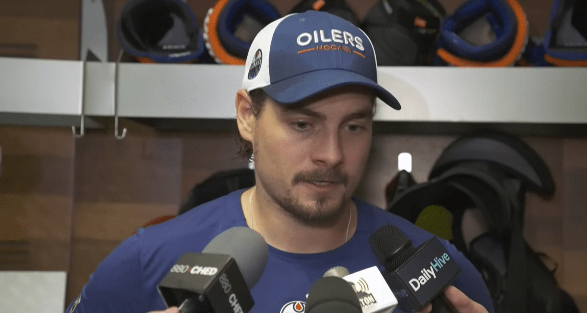 Report: David Tomasek contract terminated with Edmonton Oilers, returning to SHL