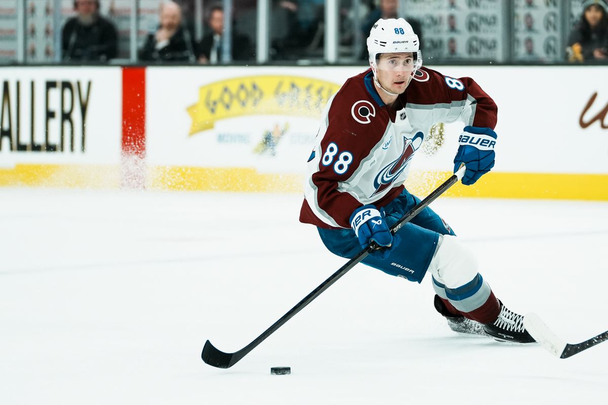 Colorado Avalanche lcenter Martin Necas (88) scans the ice during overtime of NHL game against Vegas Golden Knights on Saturday Dec. 27, 2025 at T-Mobile Arena in Las Vegas.