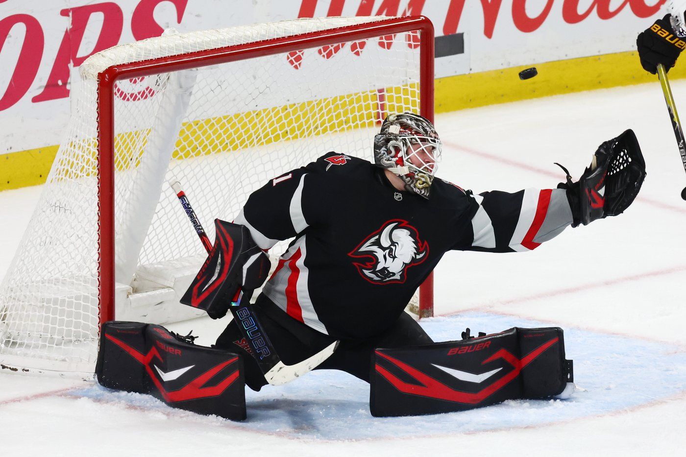 Buffalo Sabres beat St. Louis Blues for ninth straight win