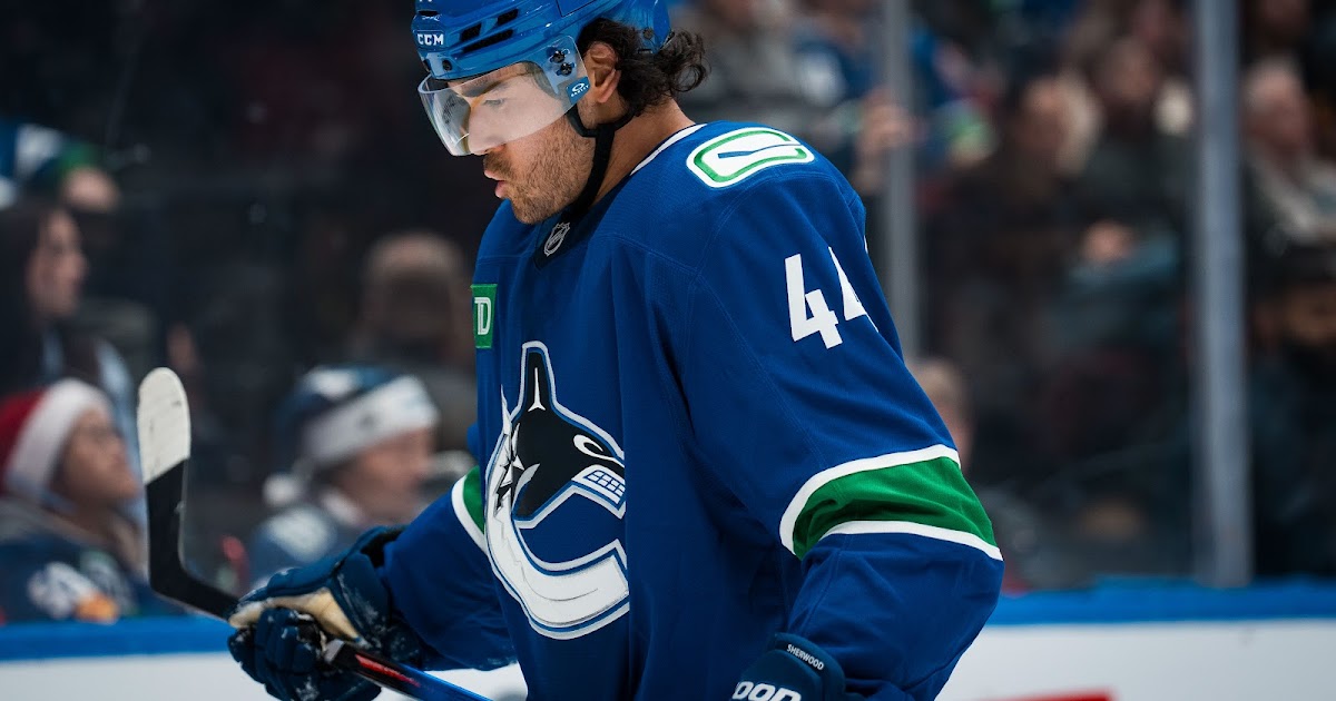 NHL Rumors: Stars & Canucks Becoming Trade Partners