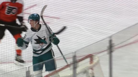 Konecny gets 500th NHL point in Flyers' 4-1 win over Sharks