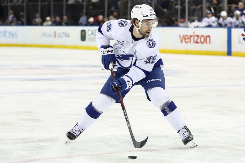 NHL roundup: Lightning stifle Rangers in 7th straight win | WTAQ News Talk | 97.5 FM · 1360 AM
