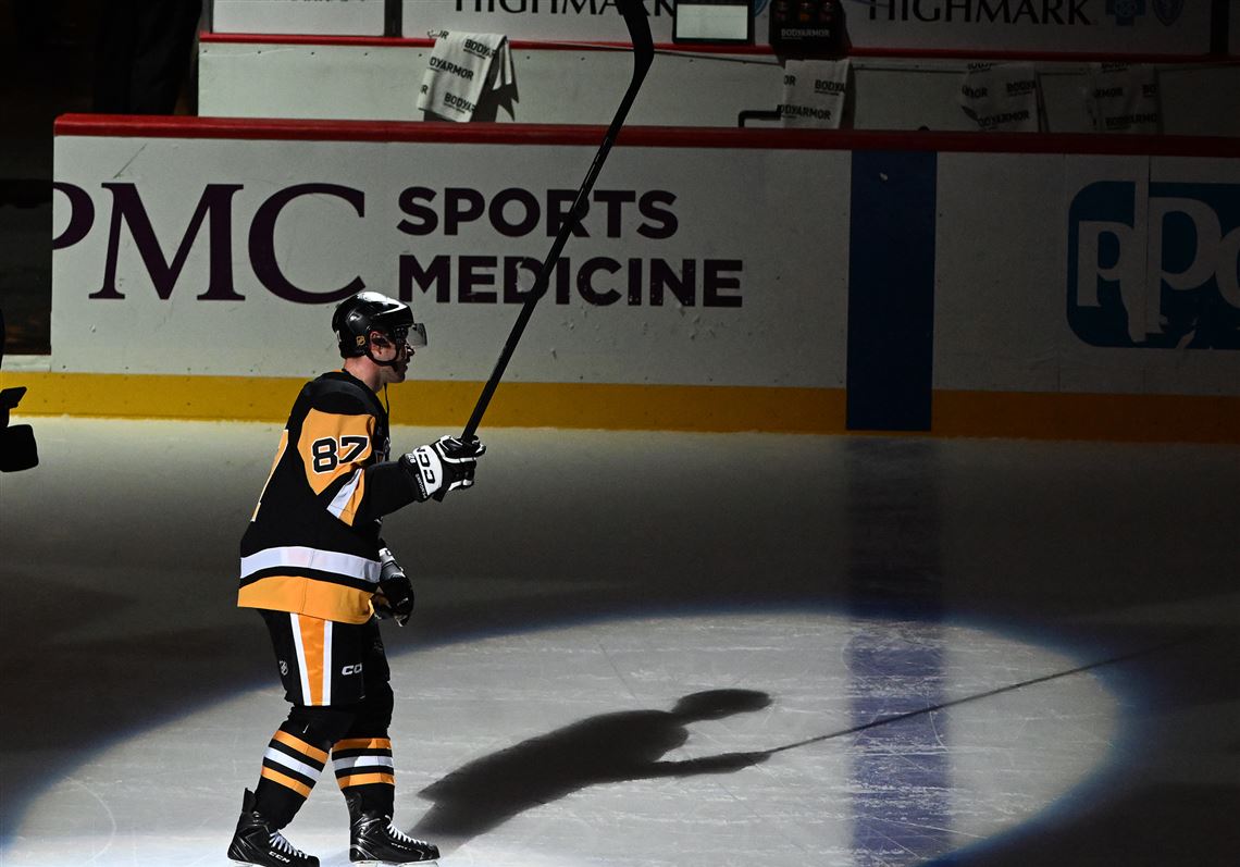 Jason Mackey: Sidney Crosby passing Mario Lemieux — and how he did it — created emotional night for Penguins and their fans