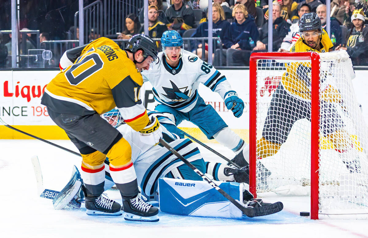 Golden Knights score 5 goals in 1st period, roll to win over San Jose Sharks | Golden Knights