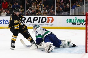 canucks vs bruins