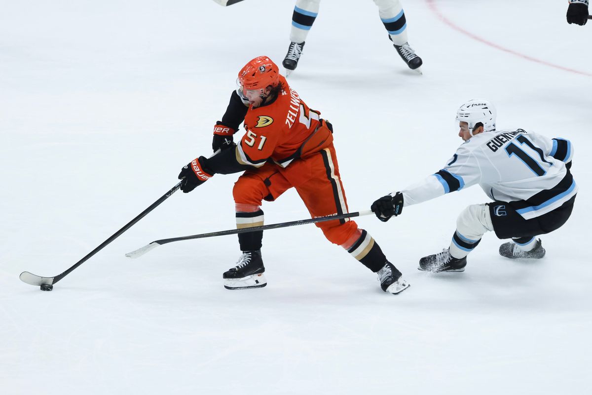 Anaheim Ducks defenseman Olen Zellweger (51) skates with the puck during the NHL game against the Utah Mammoth, Wednesday December 3rd, 2025 at the Honda Center in Anaheim, Calif.
