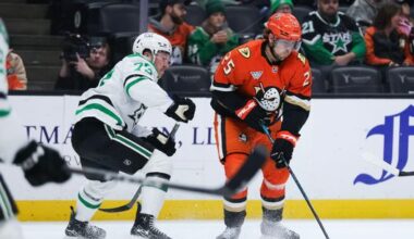 Ducks suffer second 'unacceptable' loss in two weeks, fall 8-3 at home to Stars