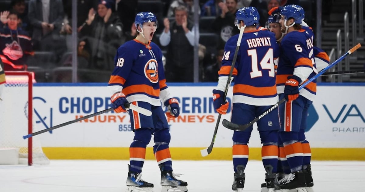 Emil Heineman scores in fourth round of shootout, New York Islanders beat Vegas Golden Knights