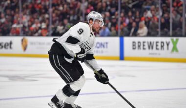 Blackhawks, Kings to face off twice in three nights in LA