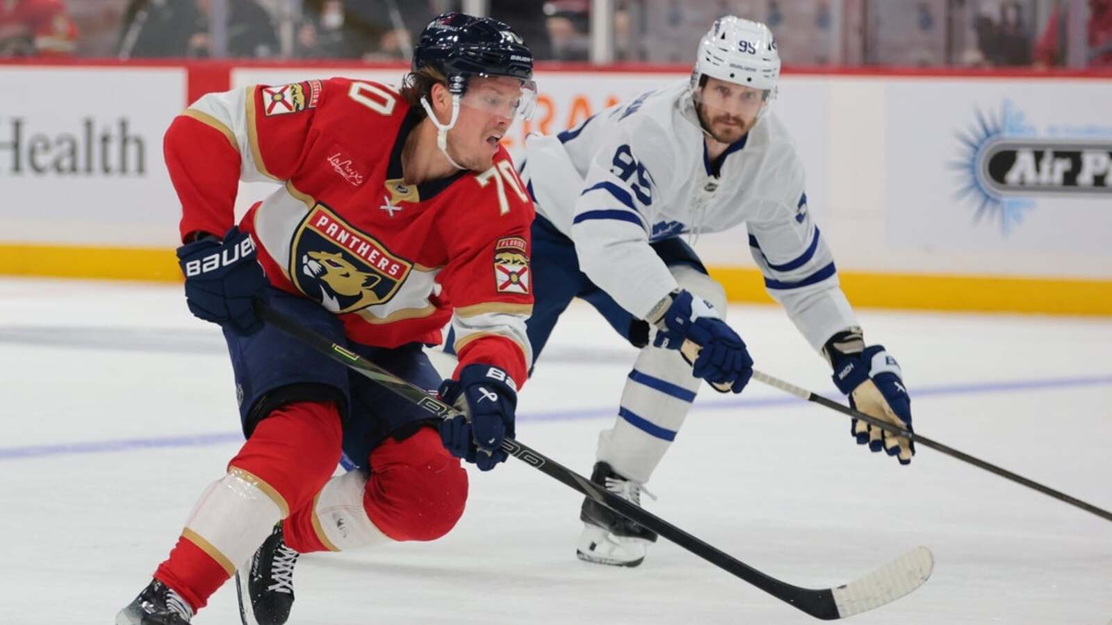 Standings bottom-dwellers Panthers, Predators hope to find momentum