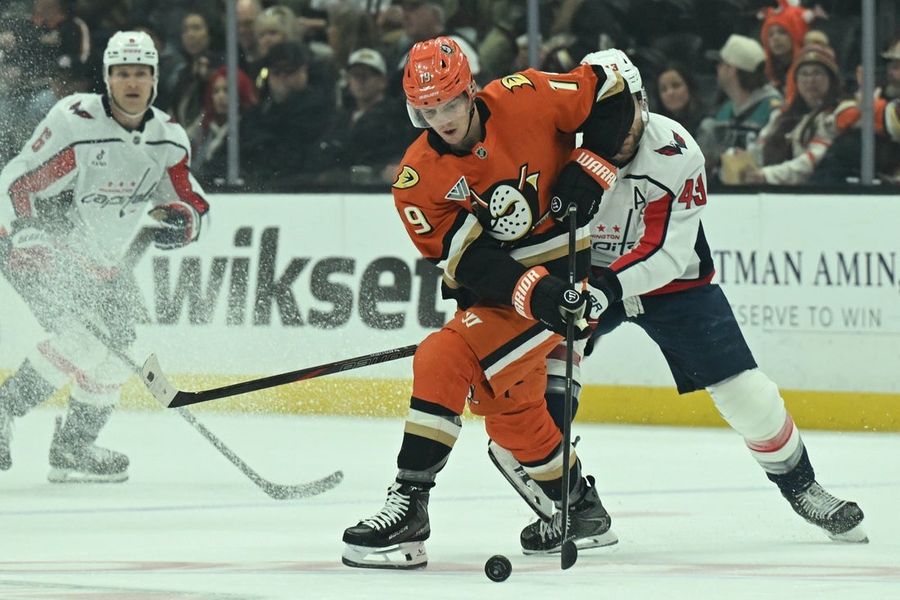 NHL: Washington Capitals at Anaheim Ducks