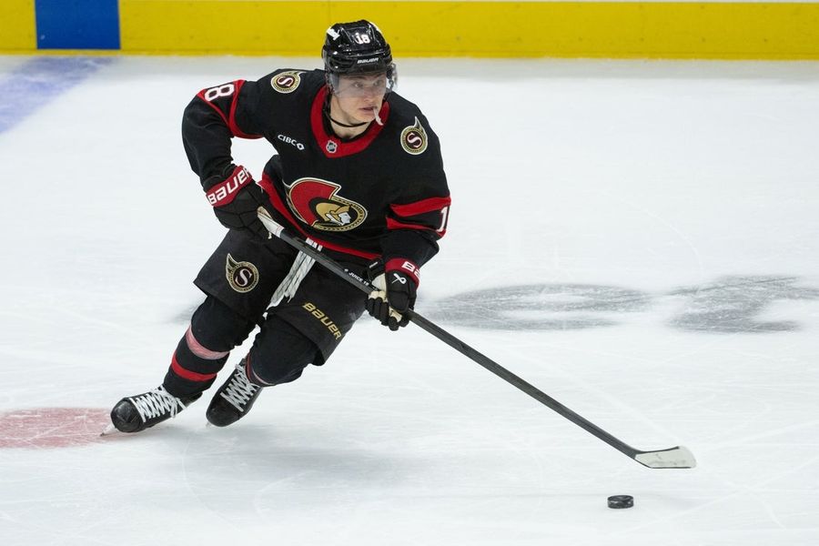 NHL: Chicago Blackhawks at Ottawa Senators