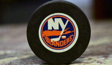 Islanders Extend Point Streak to Seven Games & More