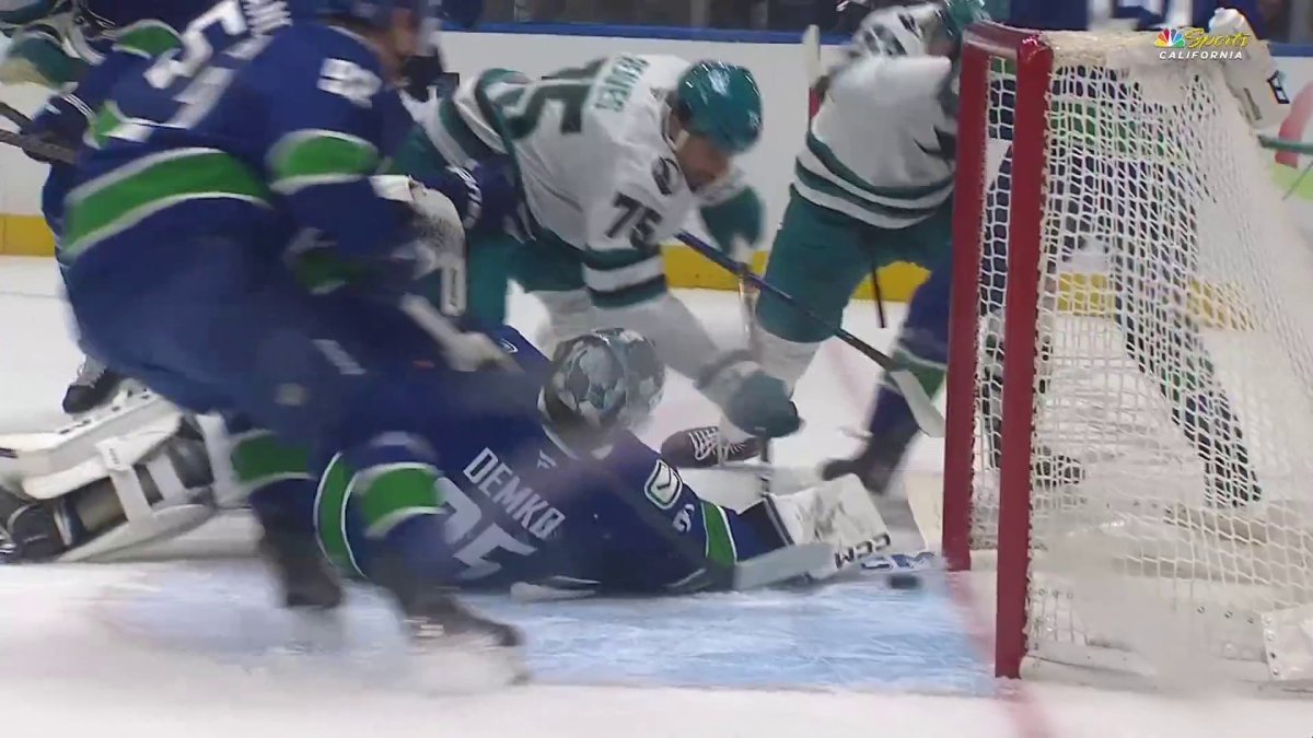 Ryan Reaves puts Sharks on board with forceful goal vs. Canucks – NBC Sports Bay Area & California