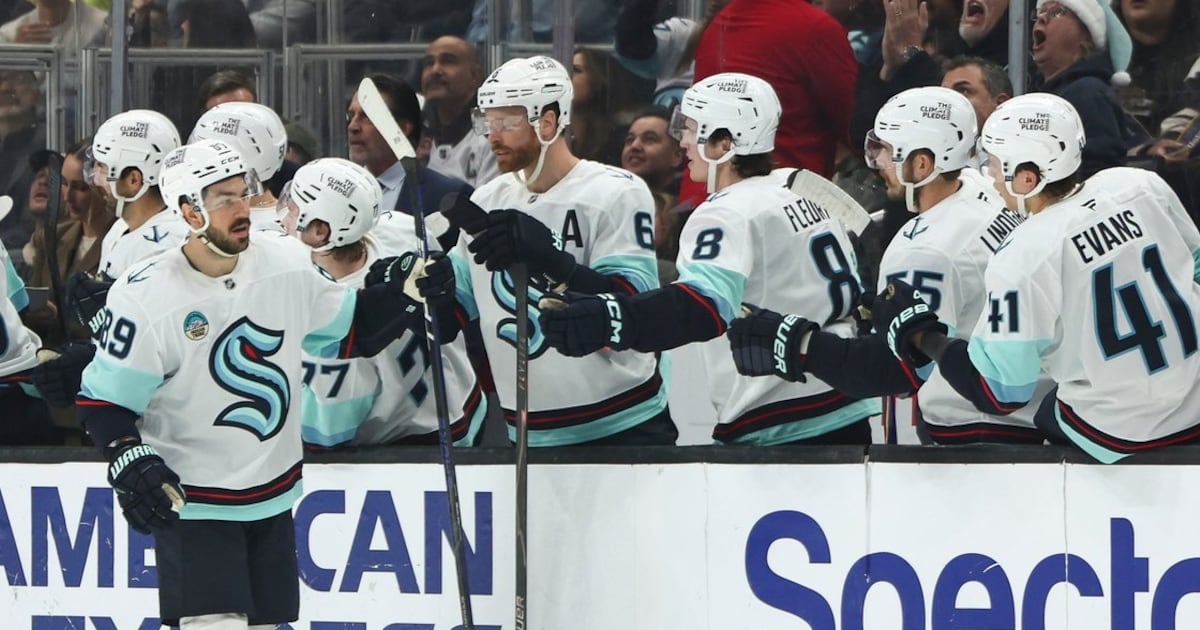 Jordan Eberle scores on power play, Seattle Kraken hold off struggling Los Angeles Kings